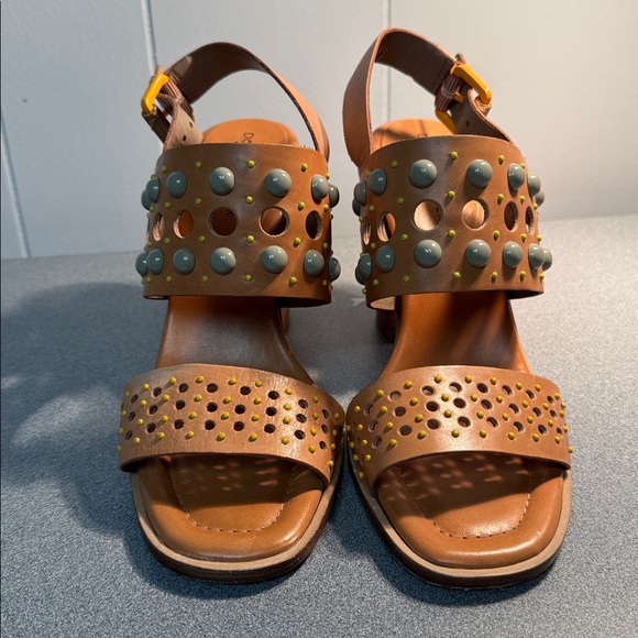 Donald Pliner Studded Leather Block Heel Sandals - 3.5-4" heel, Size 7 1/2 M - Picture 5 of 9